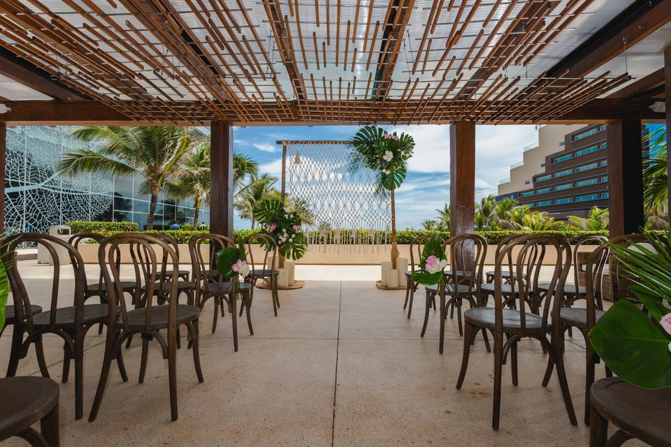 The Vine lounge terrace