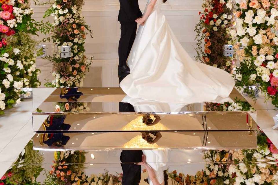 Gorgeous Ceremony Decor