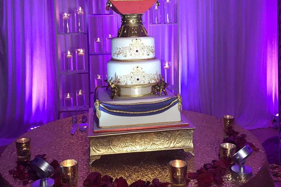 Cake with separated tiers