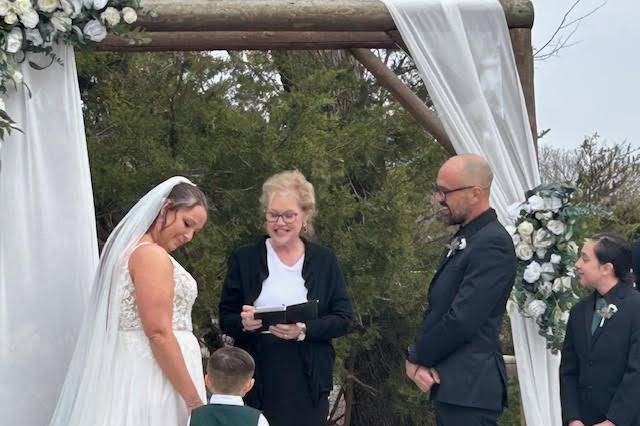 Robin's Custom Weddings