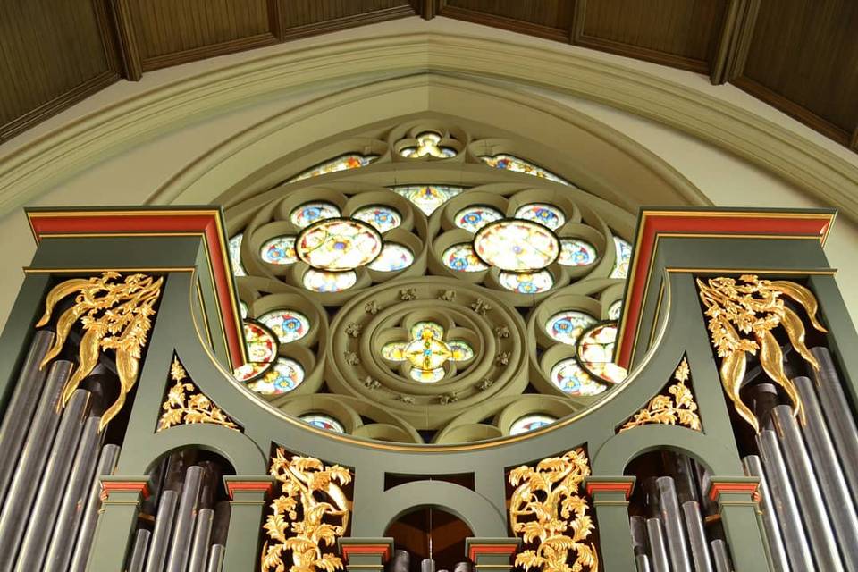 Pipe organ