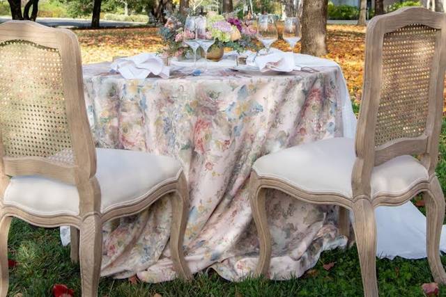 Italian Sweetheart Table