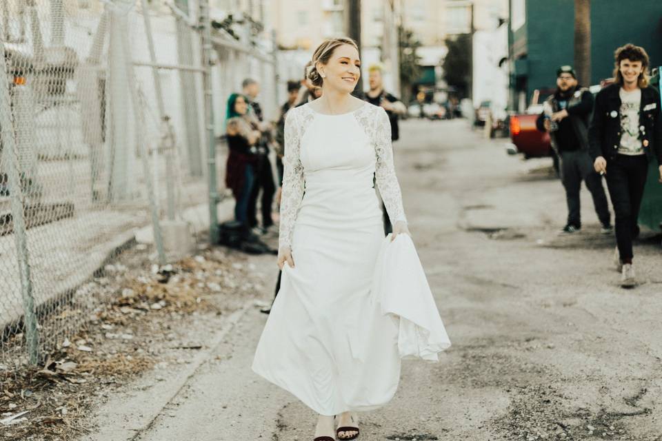 Unique bridal shot