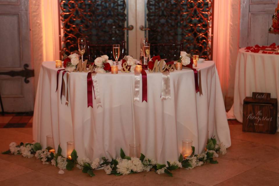 Sweetheart table ribbons
