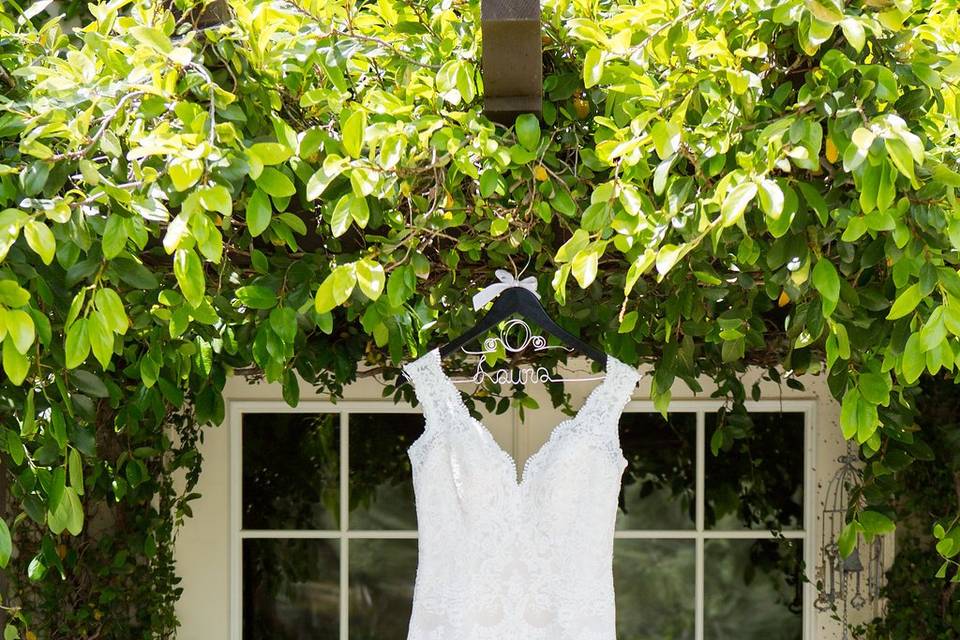 French door entry bridal suite