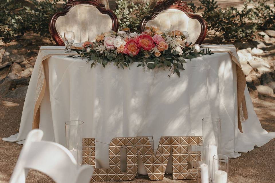 Sweetheart table