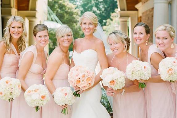 Bride, bridesmaids, and bouquets