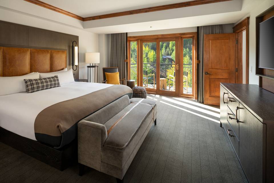 Timberline Suite Guest Room