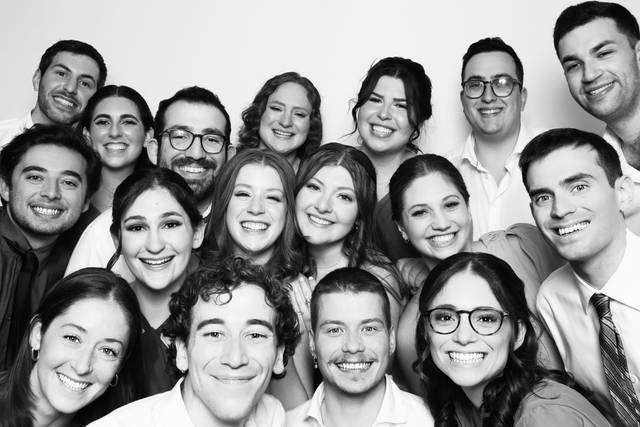 Selfie Shots Photo Booth