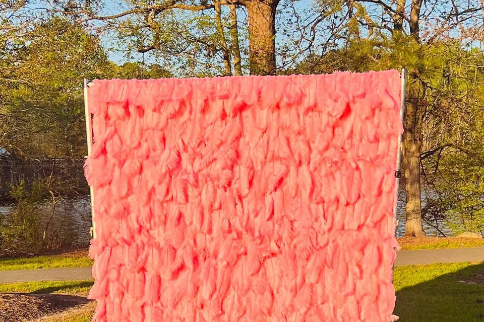 8x8ft Pink Feather Wall
