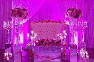 Head table decor and lighting