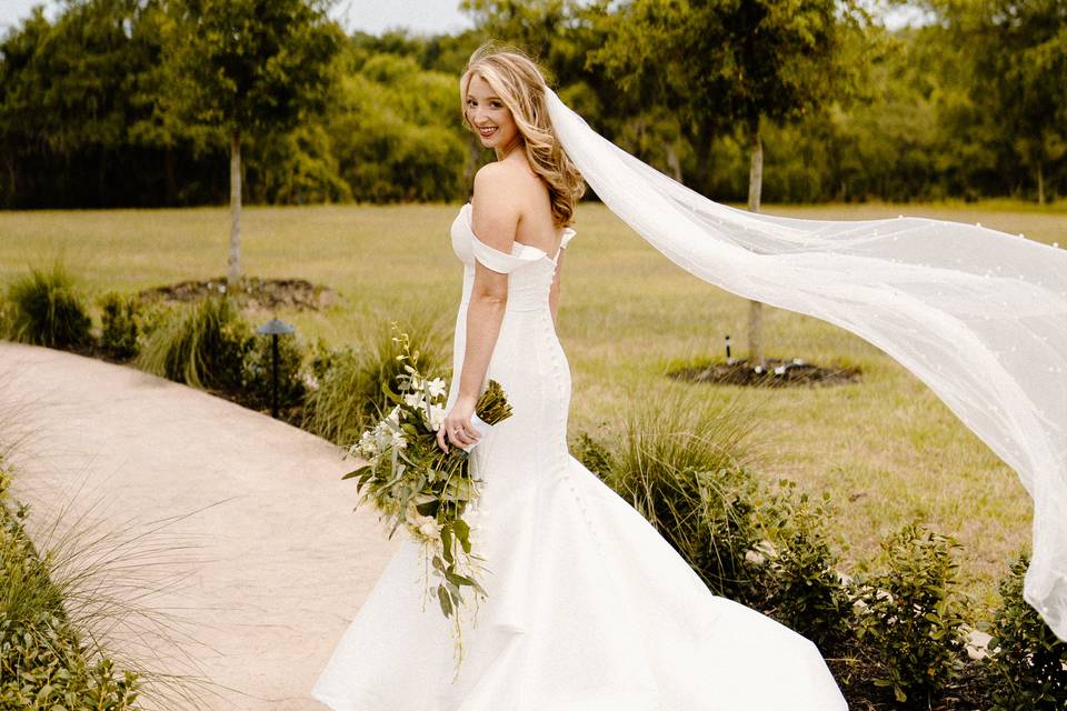 Bridal photo along walkway