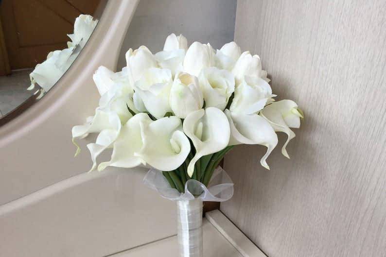 White bouquet