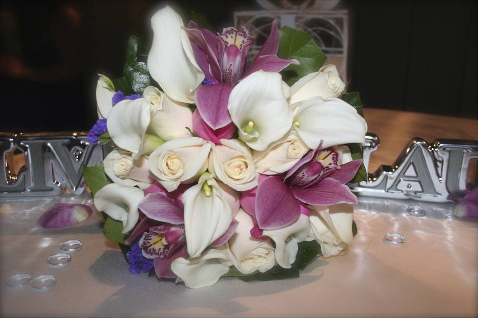 Uptown Danielas Flower Shop