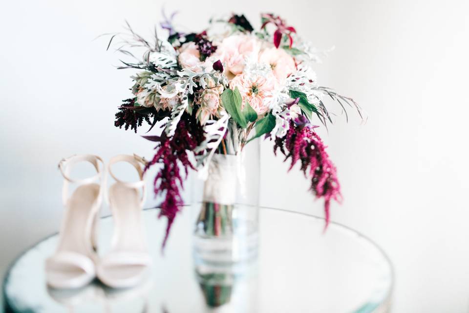 Bouquet and heels