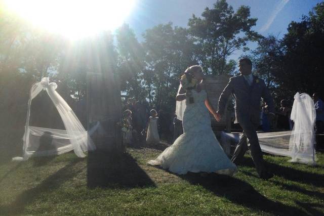 Black leg shop ranch weddings