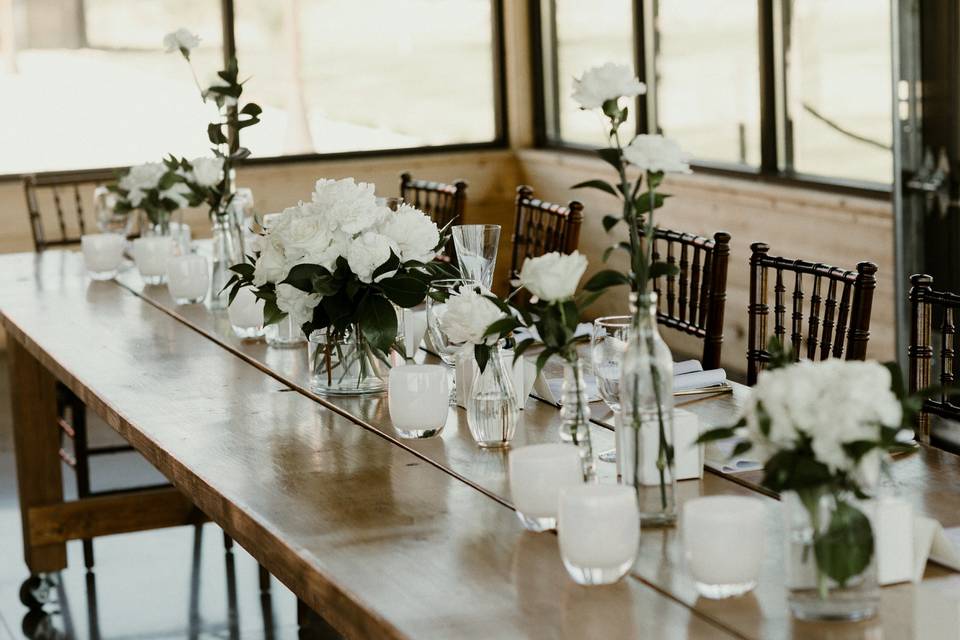 White tablescape