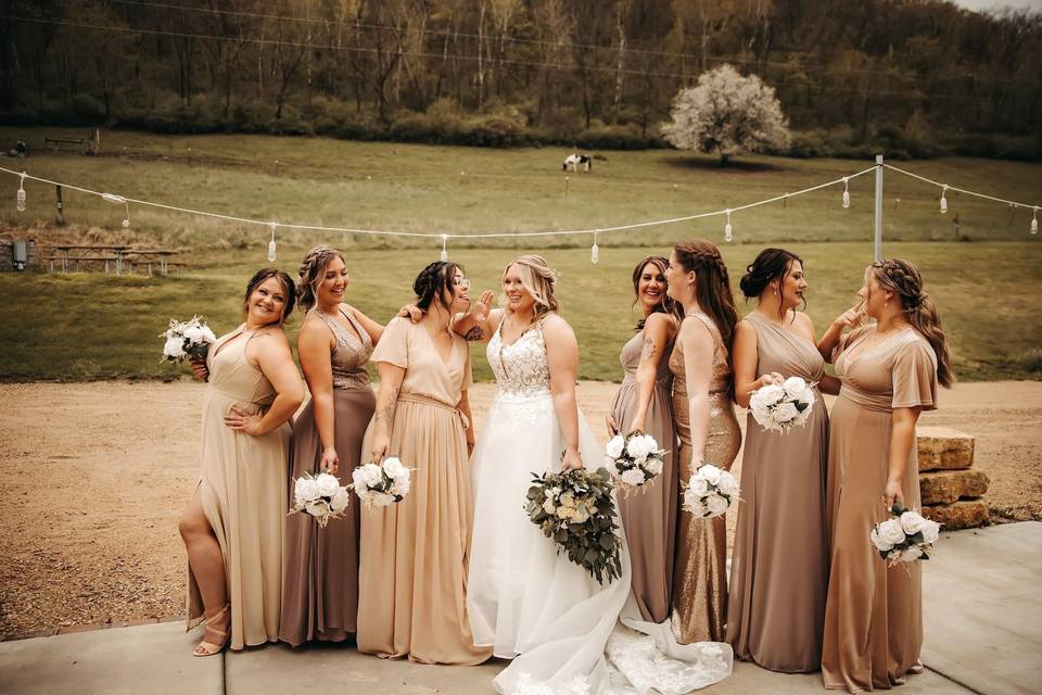 Bride & Bridesmaids