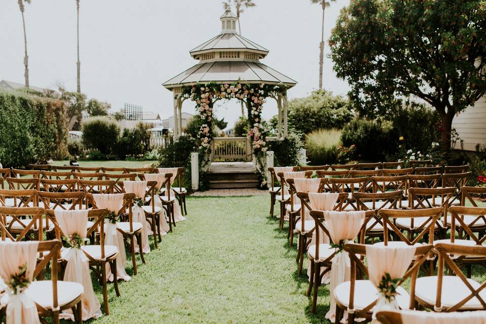 Gazebo wedding