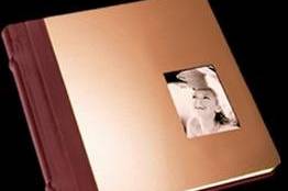 Metallic Series Album with 3x4 Cameo