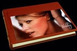 Signature Series Album with 9x6 Cover Cameo