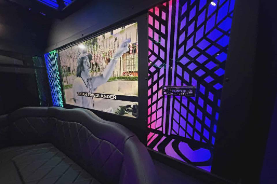 26-28 Passenger Party Bus