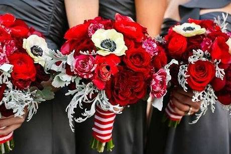 Bridesmaids holding their bouquet