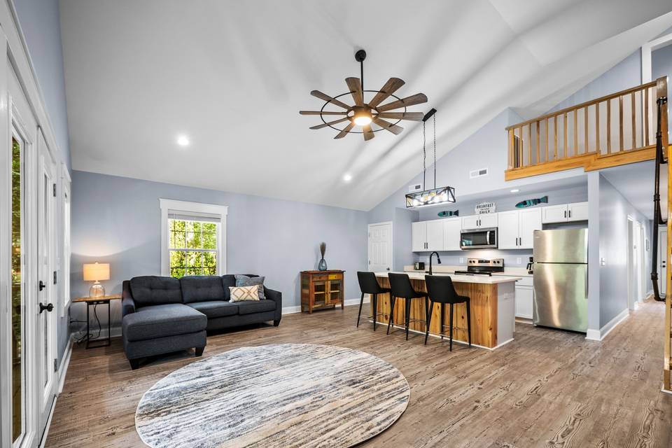 Duplex Living room/Kitchen