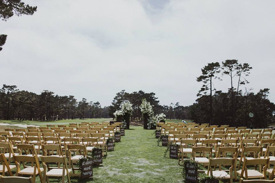 Pebble beach Outdoor ceremony