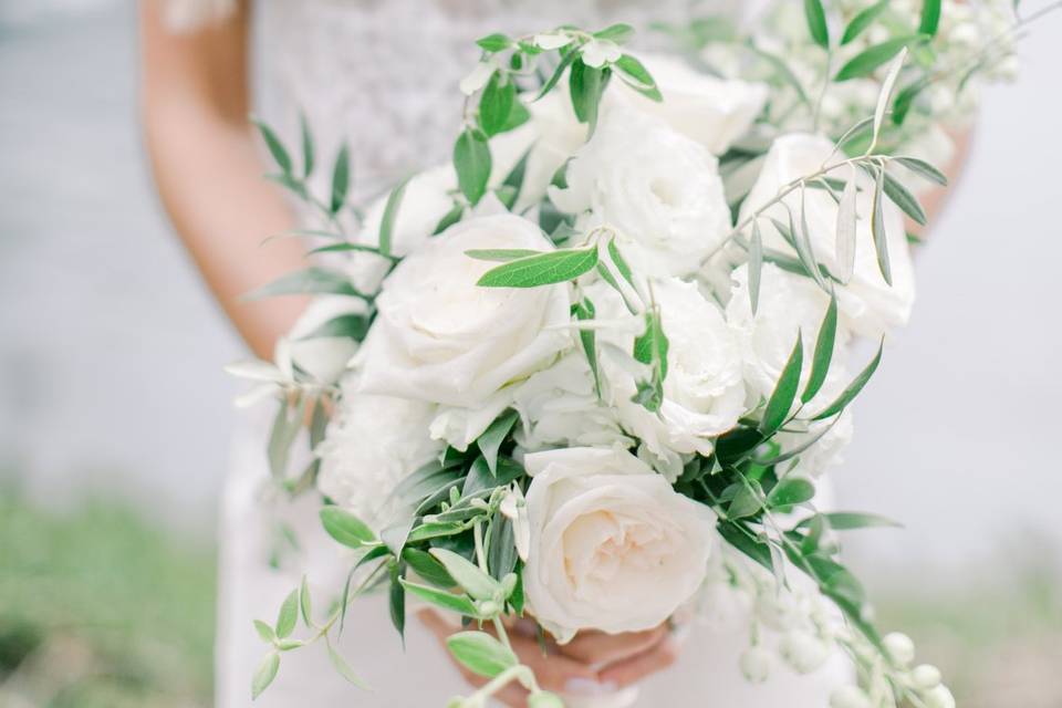 Cascading Bouquet