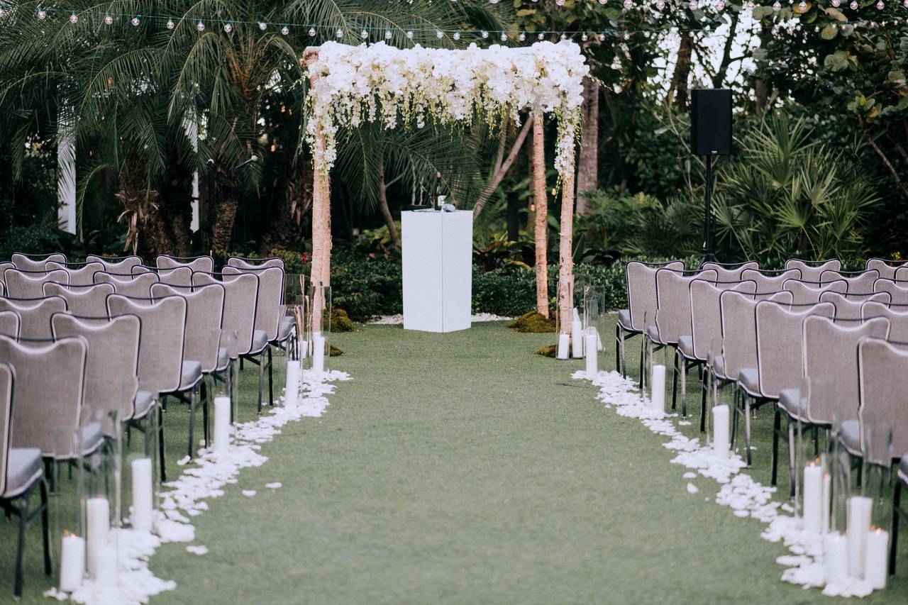 Loews Miami Beach Hotel - Hotel Weddings - Miami Beach, FL - WeddingWire