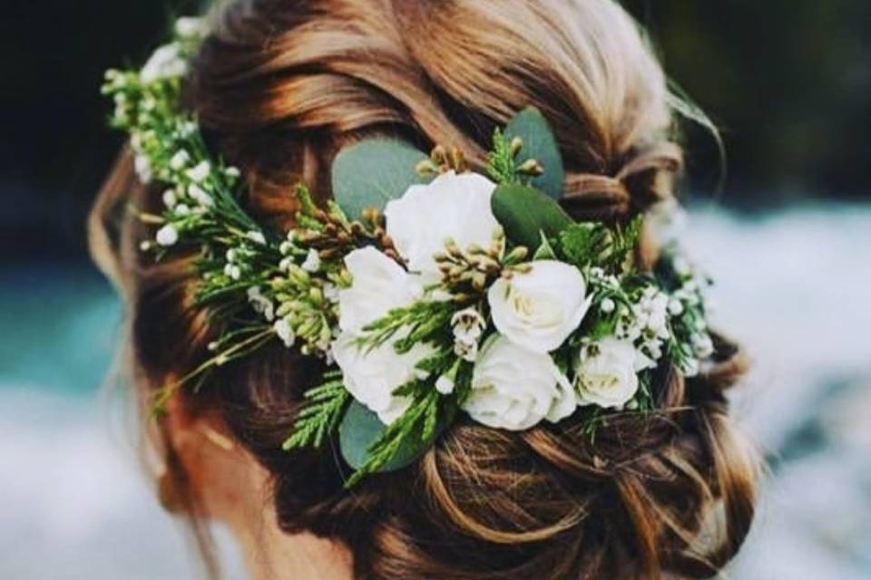 Bridal hair with Flowers
