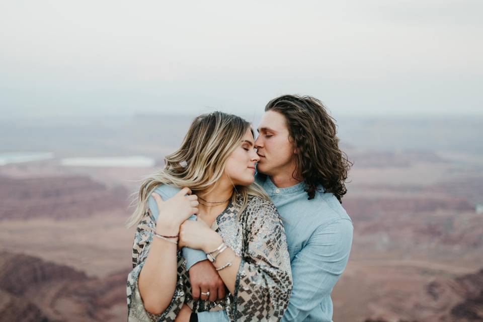 Engagement session in Moab