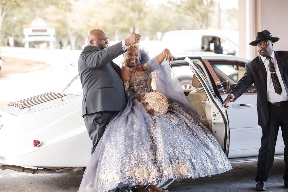 The Hubbardshttps://cdn0.weddi