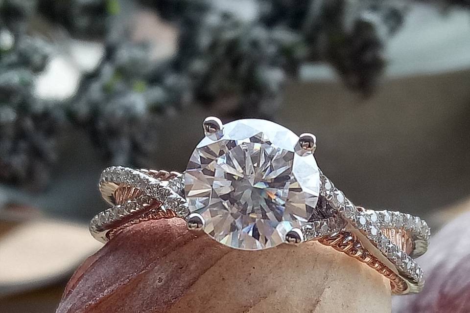 Doveggs Engagement ring