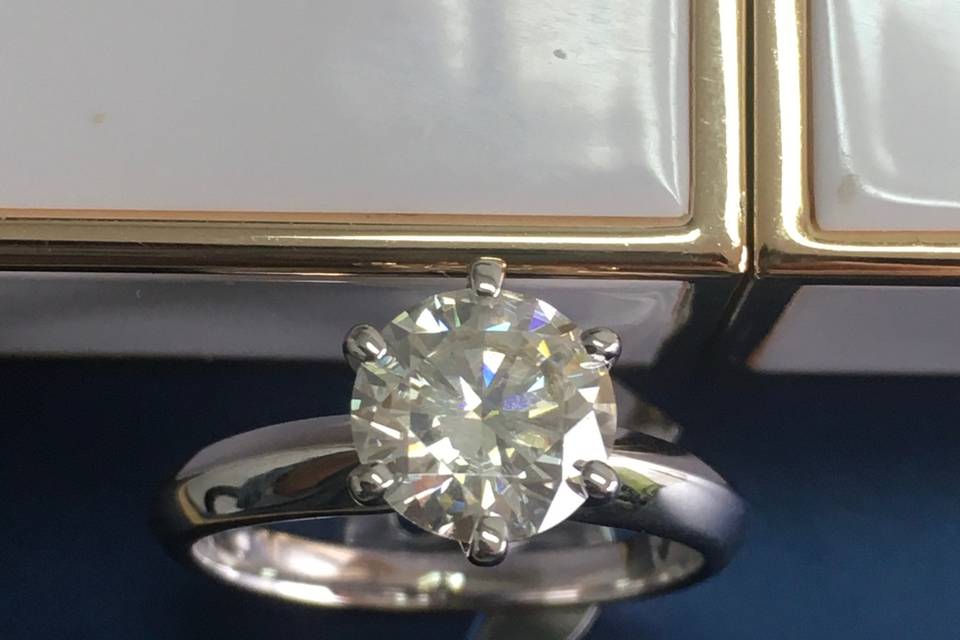 Doveggs engagement ring