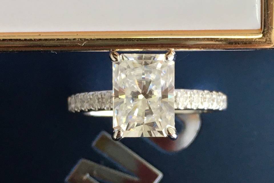 Doveggs engagement ring