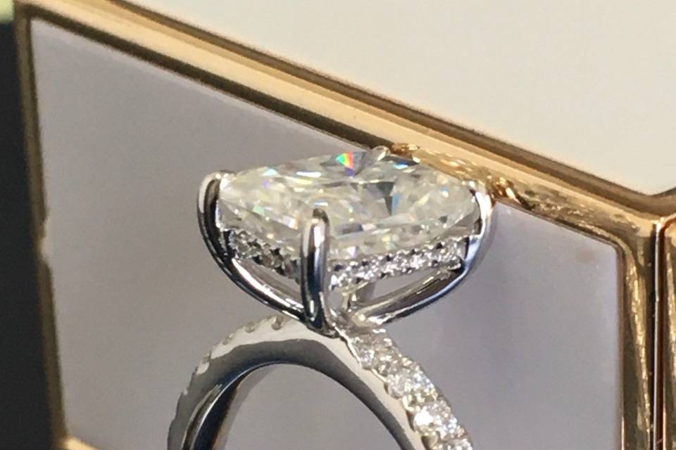 Doveggs engagement ring