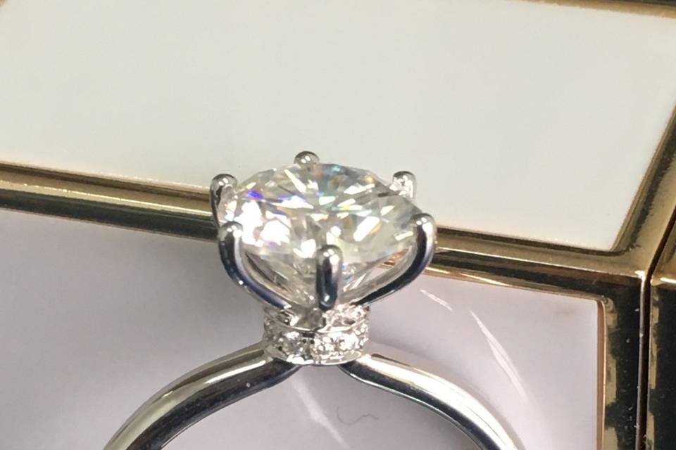 Doveggs engagement ring