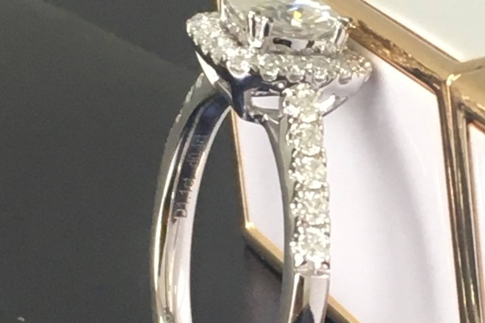 Doveggs engagement ring