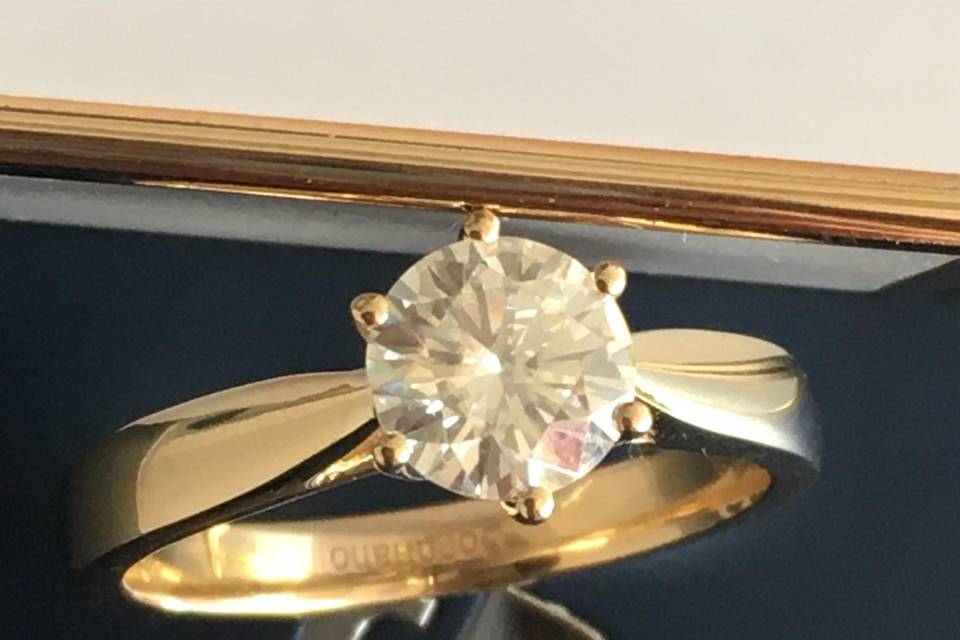 Doveggs engagement ring