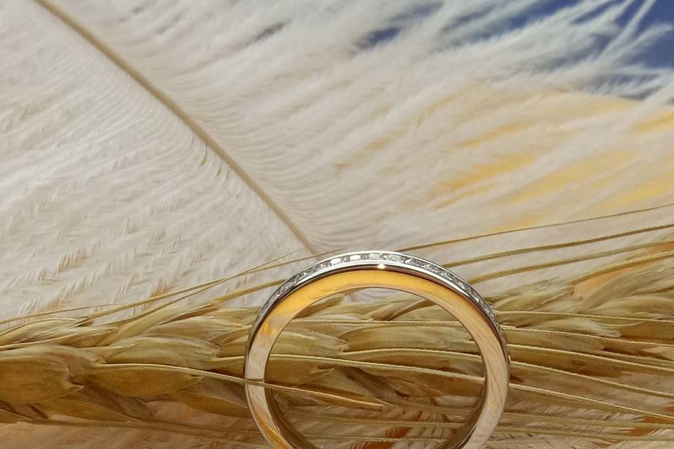 Doveggs wedding band