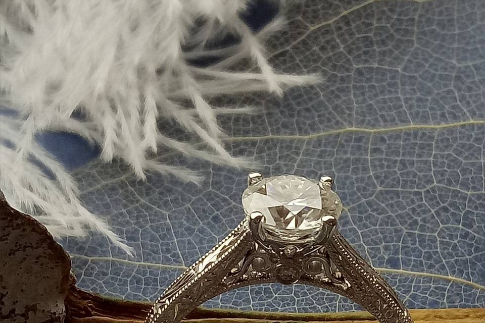 Doveggs ring