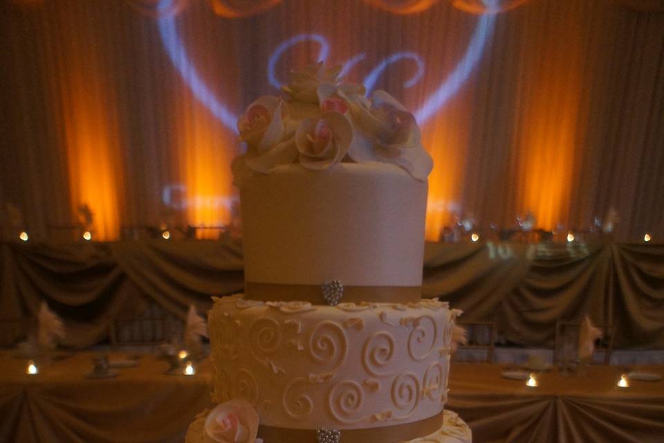 Gourmet wedding cake
