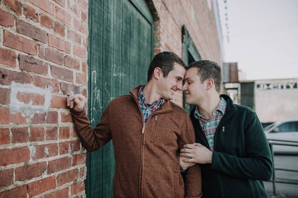 Engagement sessions in Downtown Knoxville