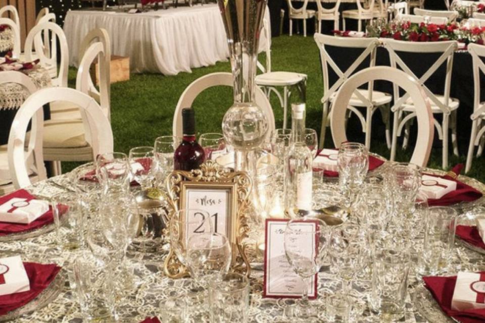 Reception guest table