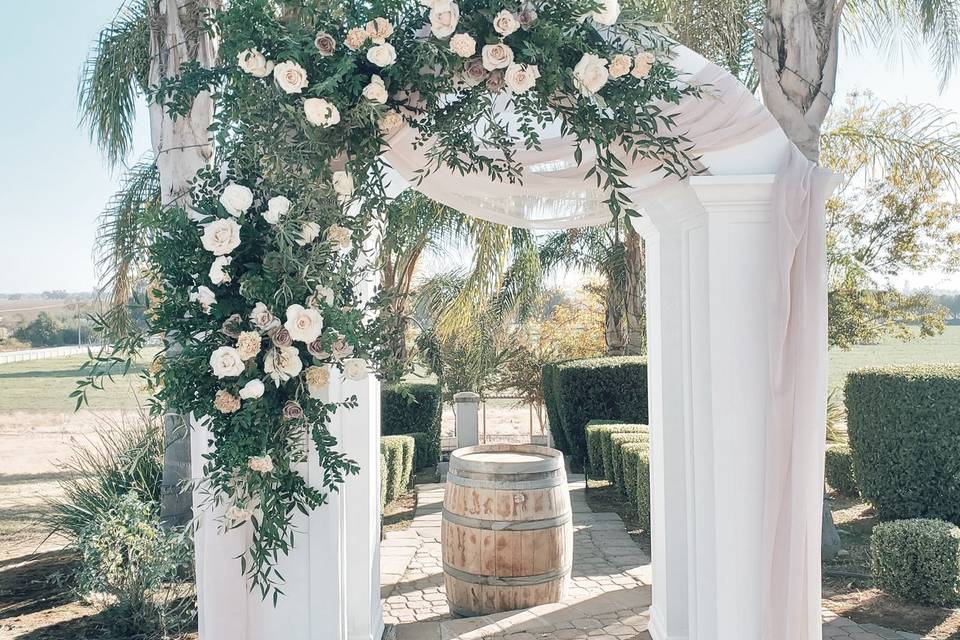 Ceremony arch