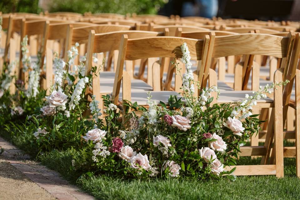 Aisle florals