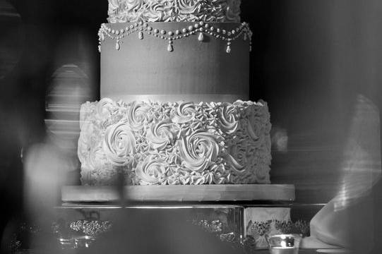 Falls Club Wedding Cake