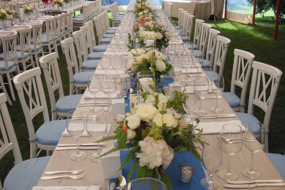 Local flowers, elegant tablescape.